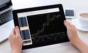 金老虎：黄金玩命蹦极秀深V，避险潮涌金价嗨翻天（周评）